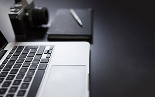 15年信誉品牌-【直播】小白熊谈清清转野：当时猪哼让我去现场，太搞笑了，去毛的现场