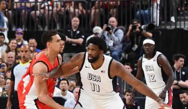 灾难首秀！恩比德5分5犯被罚下 他凭什么首发？